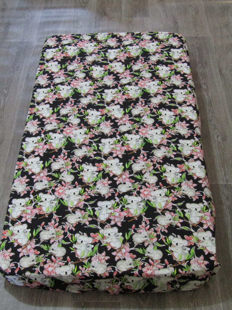 Fitted cot sheet-Koala blossoms