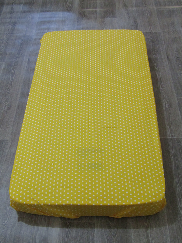 Fitted cot sheet-Polka dot,sunshine yellow