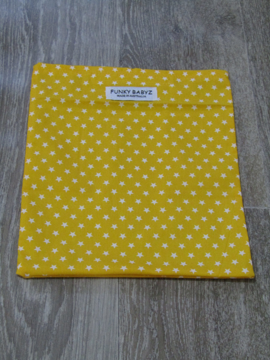 Fitted Cot Sheet Stars sunshine Yellow Funky Babyz fitted-cot-sheet-stars-sunshine-yellow-funky-babyz