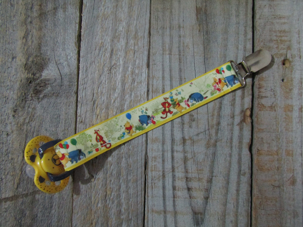Pacifier strap-Bear and friends,fun times
