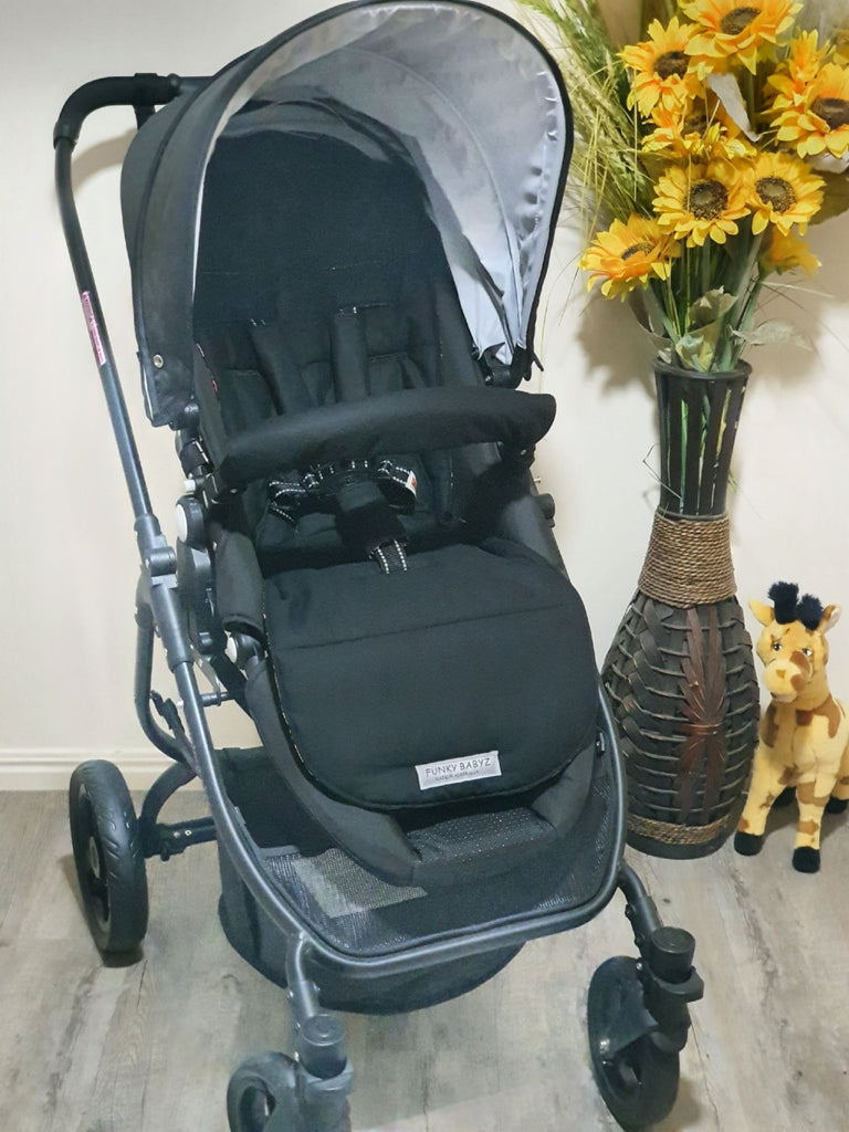 Pram/stroller seat liner-Black gingham,small squares