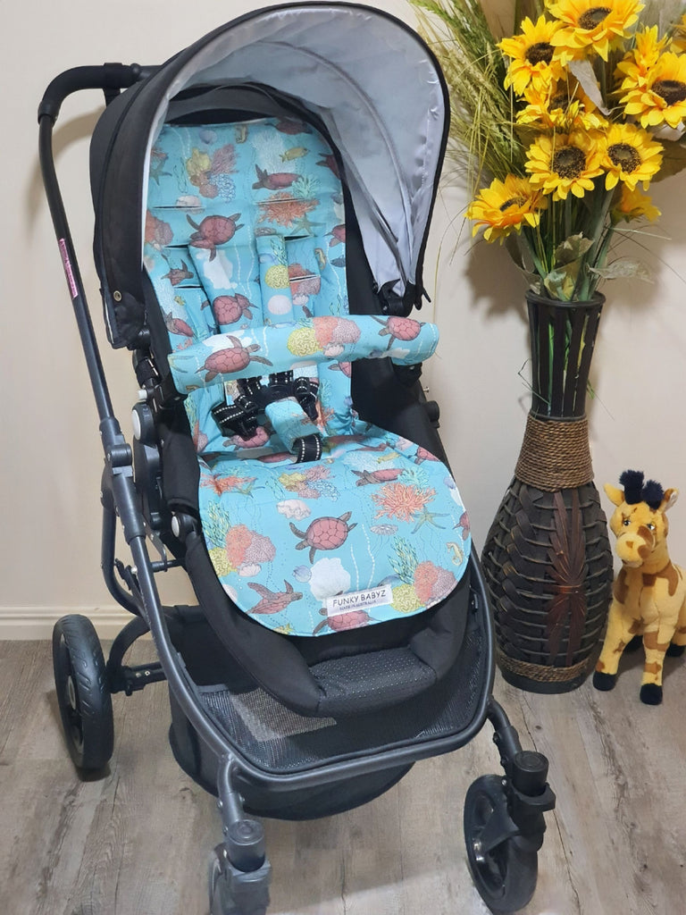 Pram/stroller seat liner-Swimming turtles