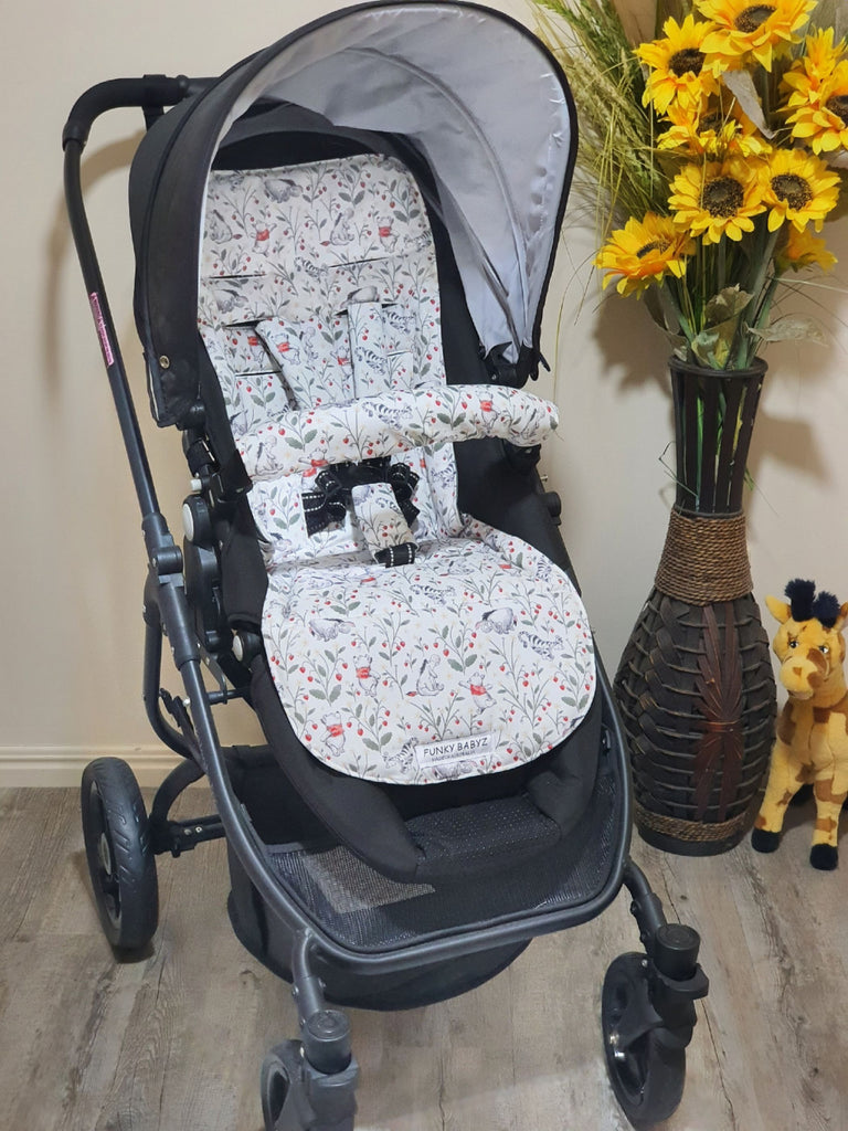 Pram/stroller seat liner-Bear,strawberries