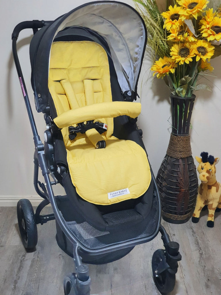 Pram/stroller seat liner-Pastel yellow gingham,organic