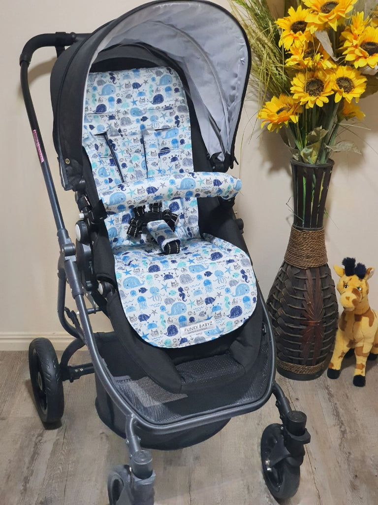 Pram/stroller seat liner-Friends at sea