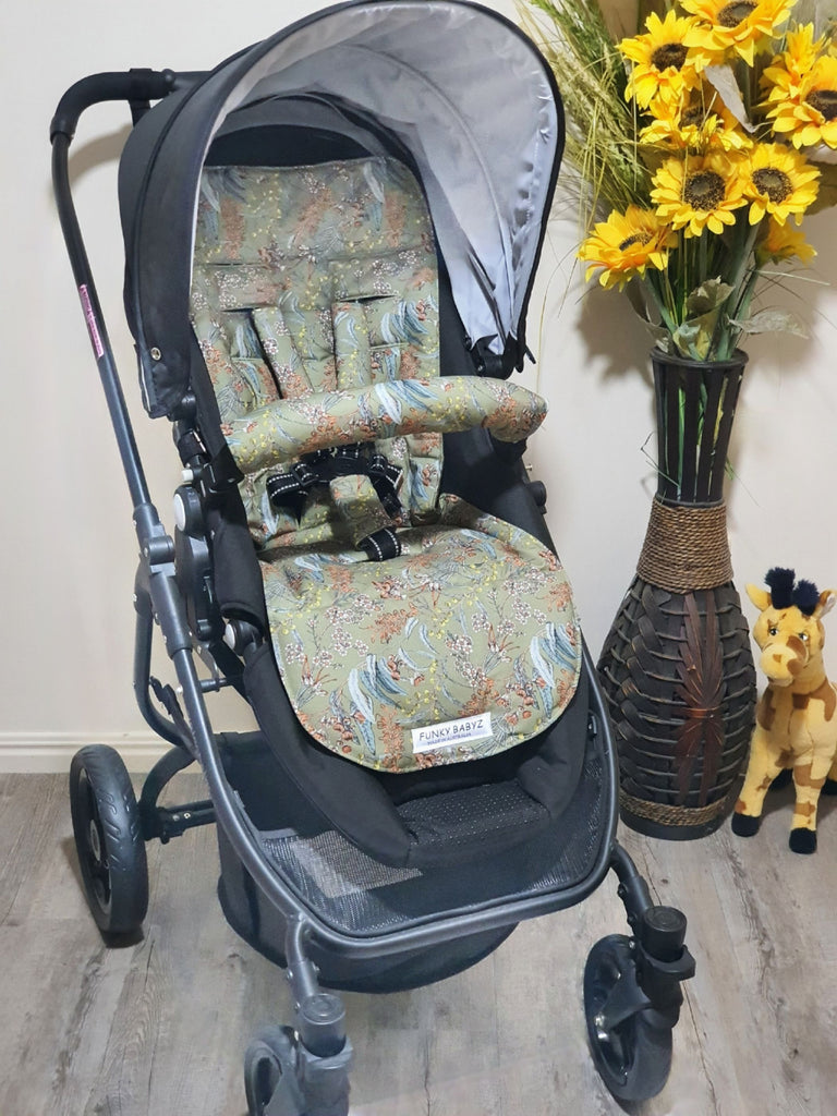 Pram/stroller seat liner-Australian outback flowers