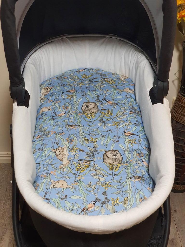 Pram/stroller bassinet liner-Wombats and wattle