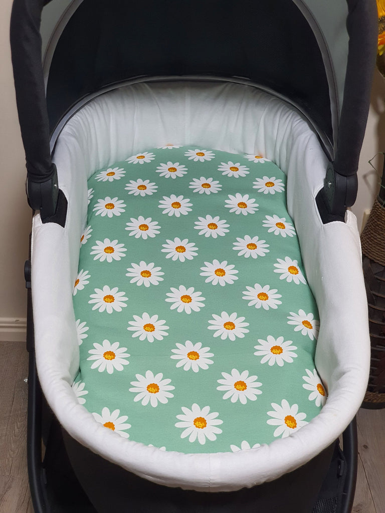 Pram/stroller bassinet liner-Large daisy,spearmint