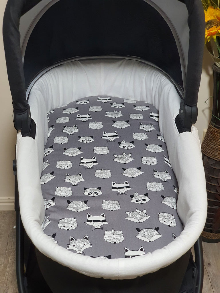 Pram/stroller bassinet liner-Tribal animals