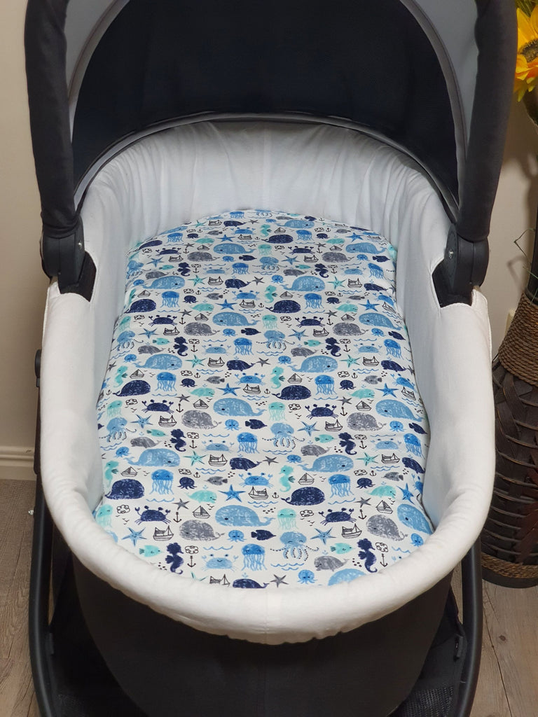 Pram/stroller bassinet liner-Friends at sea