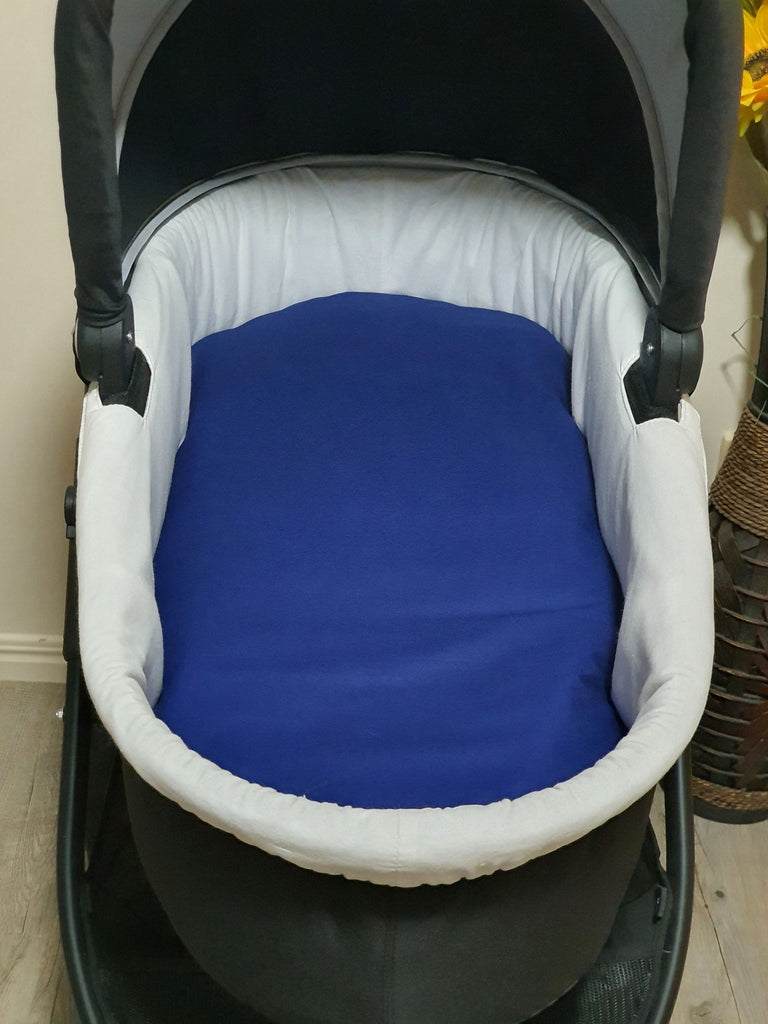 Pram/stroller bassinet liner-Bluey,sleepy time
