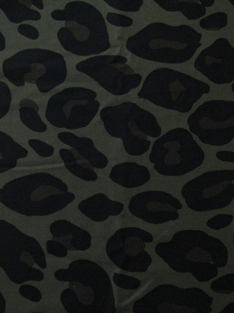 Pram bassinet liner-Big leopard spots