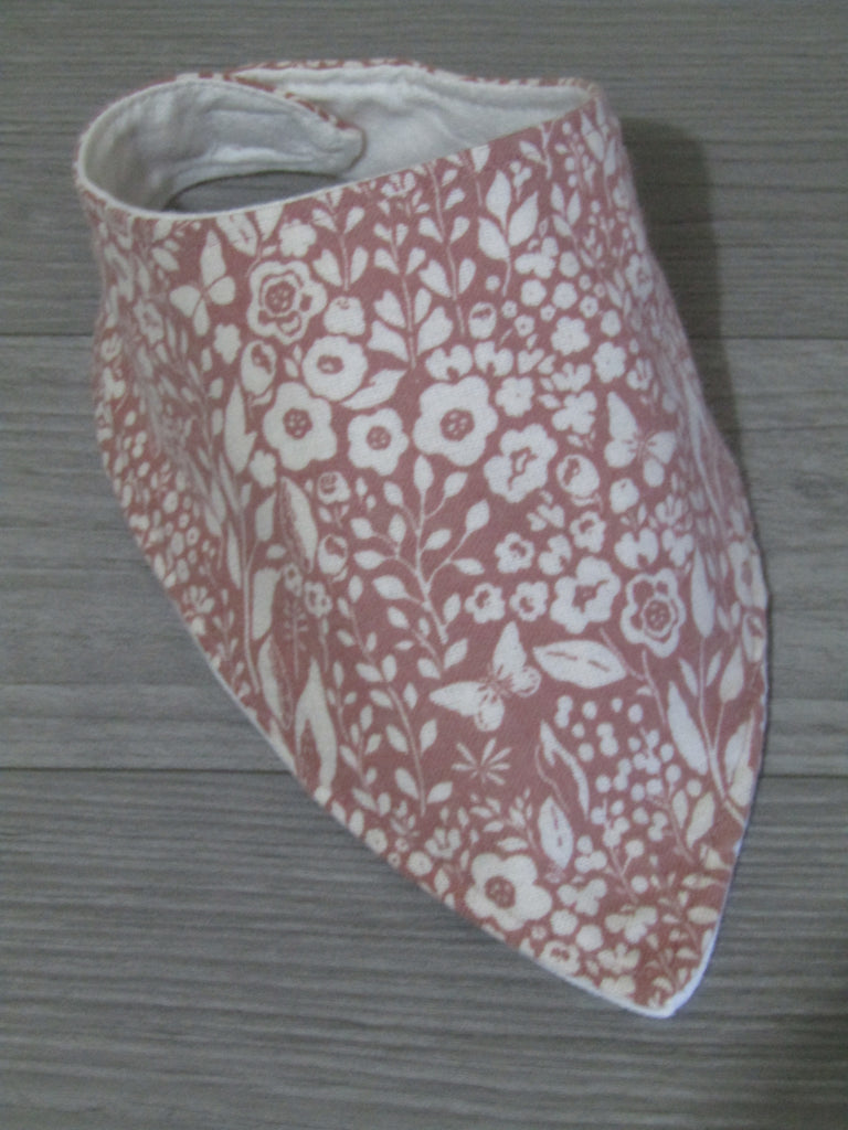 Bandana bib-Wild flowers,dusty pink