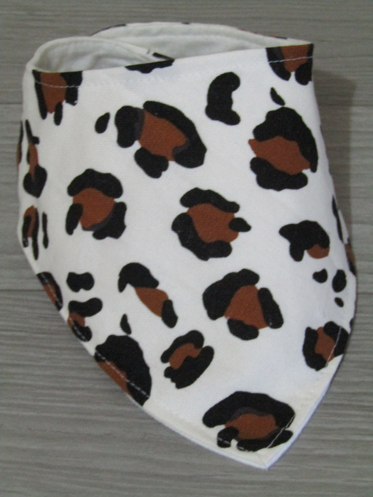 Bandana bib-Large leopard spots