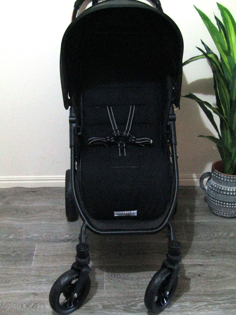 Pram liner set universal,100% cotton-Playful orcas