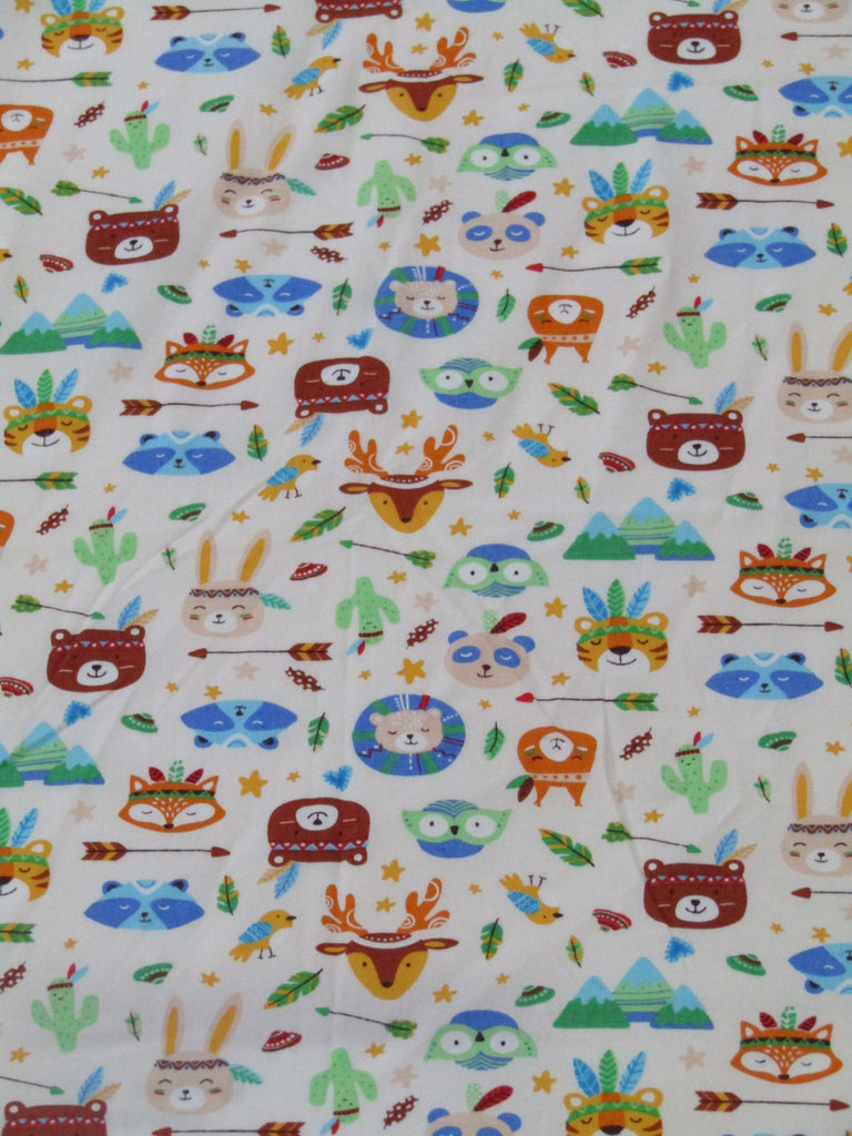 Fitted cot sheet-Tribal animals,white