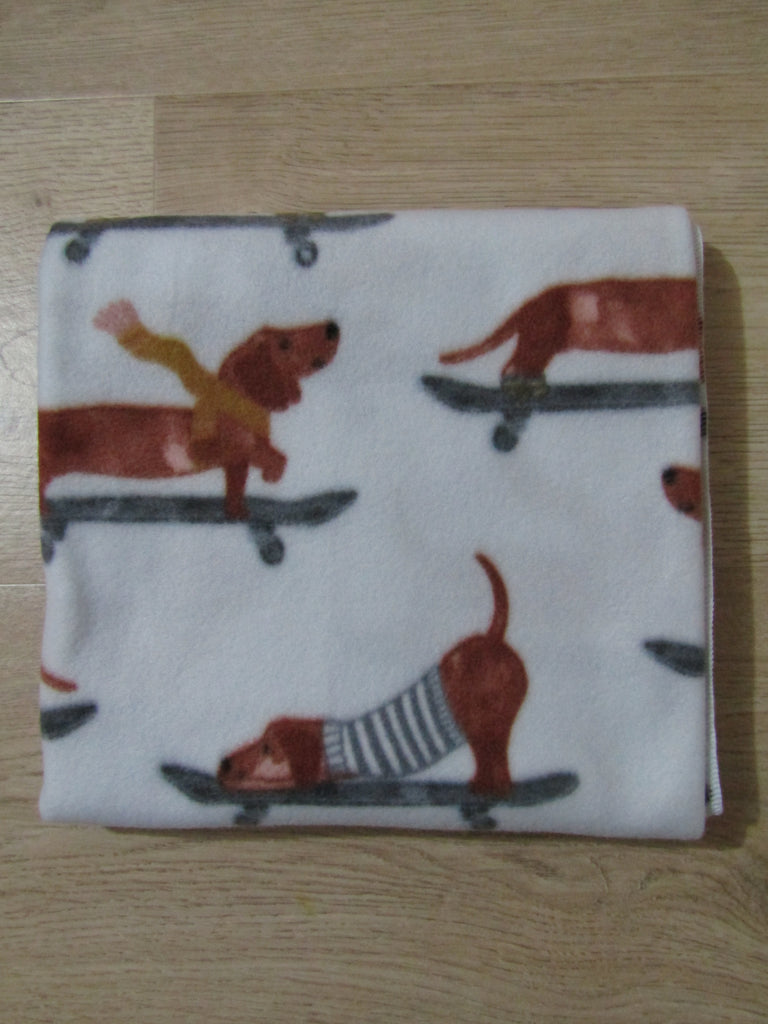 Soft Fleecy Blanket-Skater sausage dogs