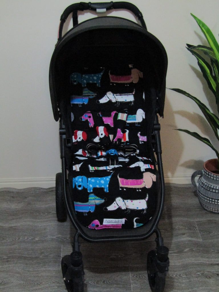 Pram liner set universal,100% cotton-Silly sausage dogs