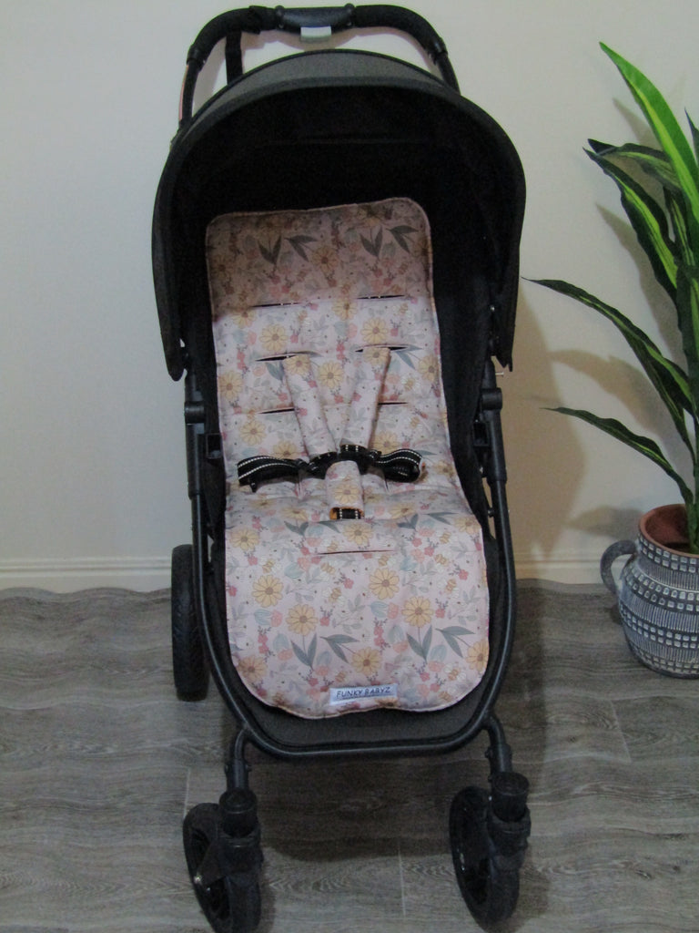 Pram liner set universal,100% cotton-Pastel bees & flowers