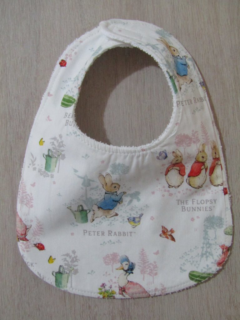 Flat baby bib-Rabbit and friends,white