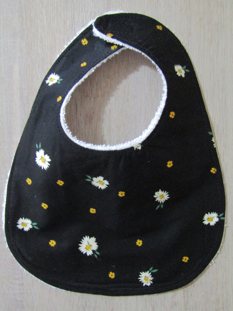 Flat baby bib-Small daisy,black