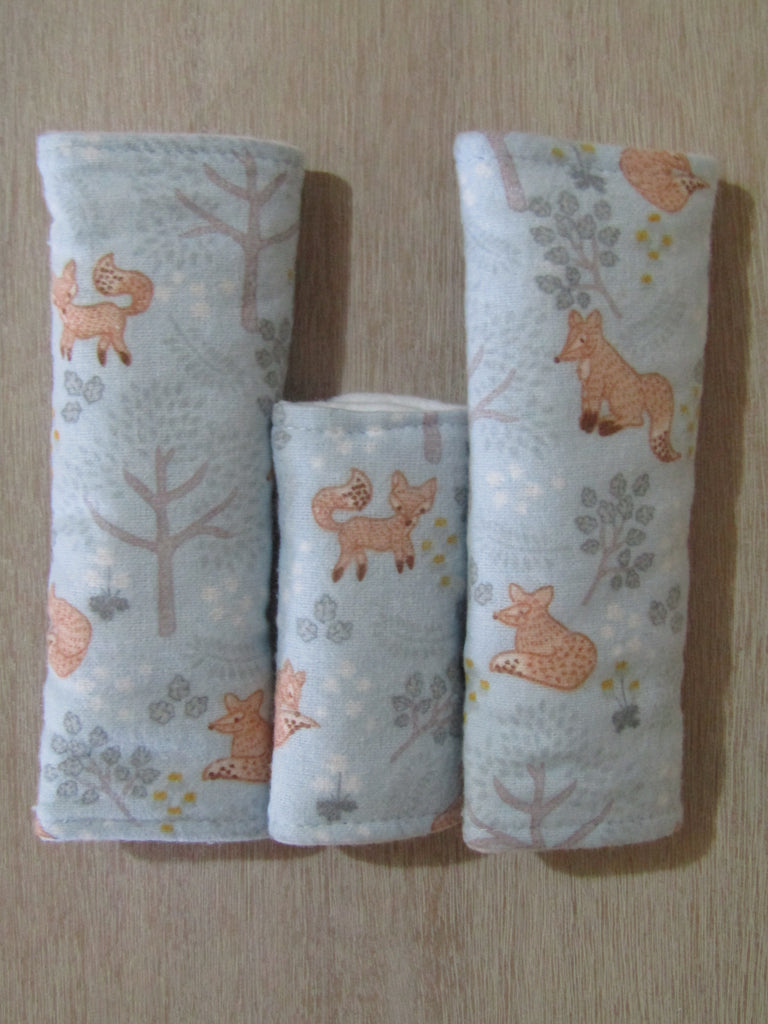 Baby capsule/car seat belt covers-winter snowflake fox