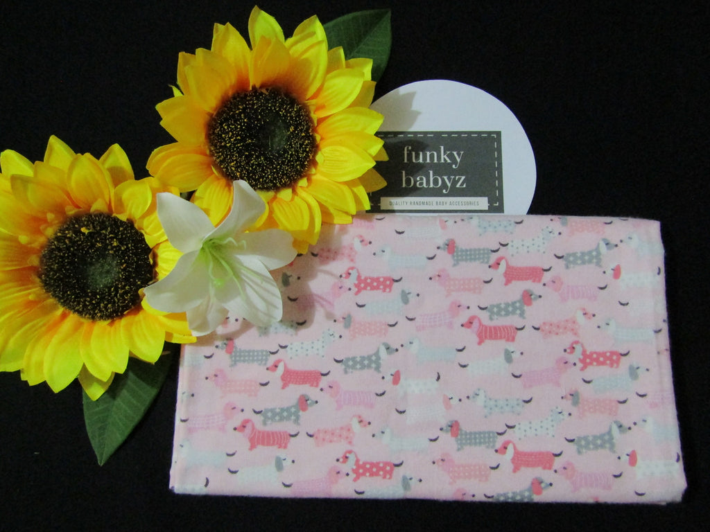 Flannelette baby wrap,blanket-Pink Sausage dogs