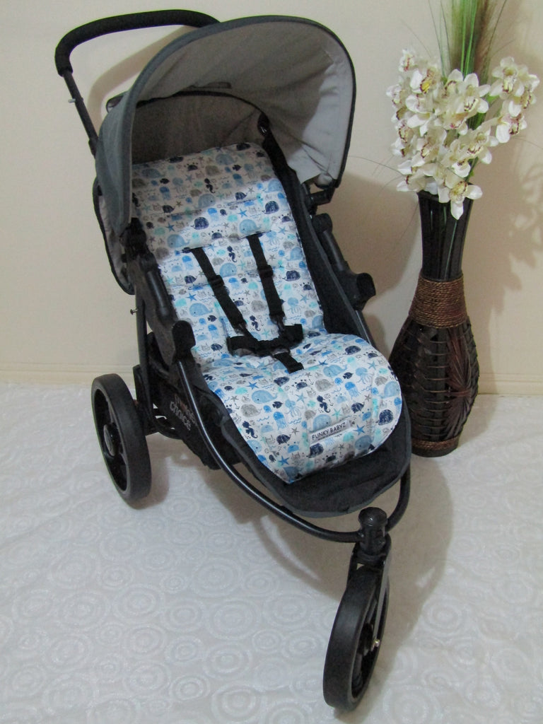 Pram/stroller seat liner-Friends at sea