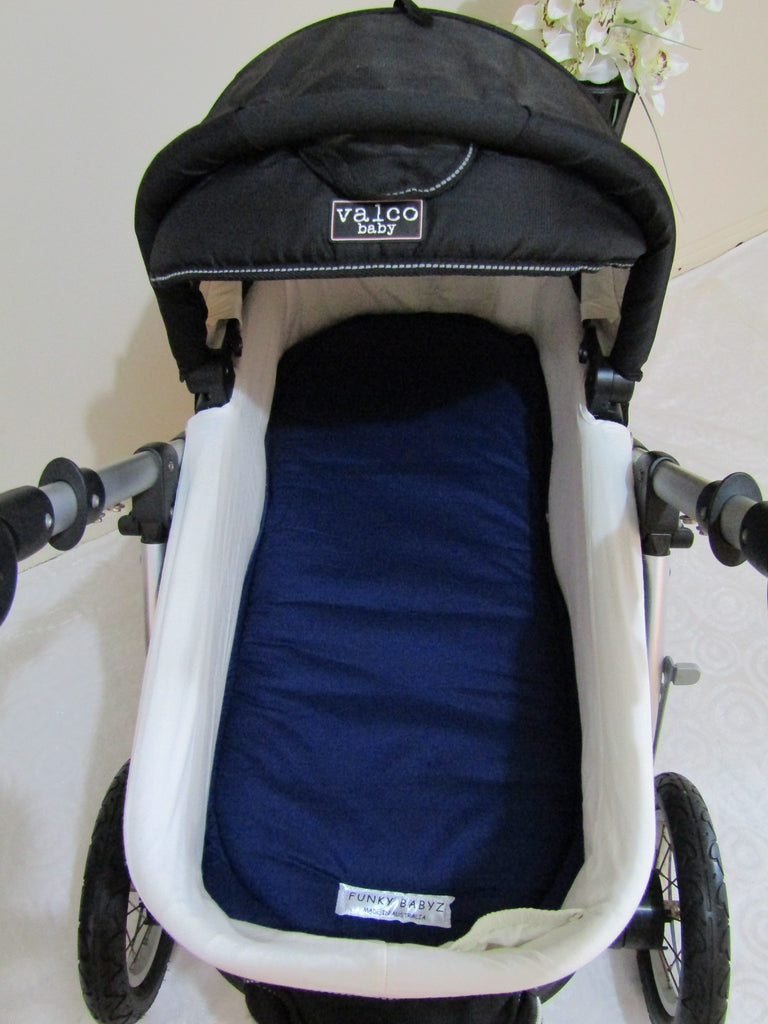 Pram bassinet liner-Stripes,navy blue.